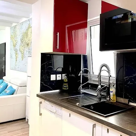 Exceptionnelle Maison De ✧cour Privée ✧métro *